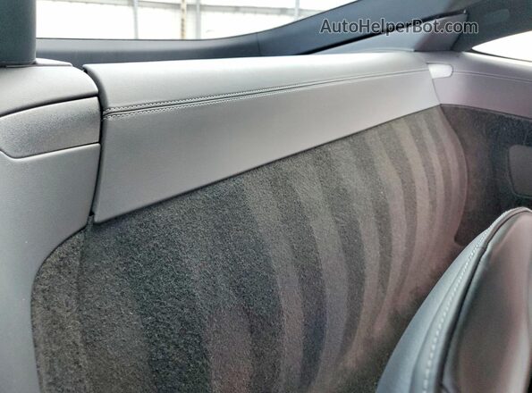 W1KRJ8AB3RF002277 2024 MERCEDES-BENZ AMG White Vista de los asientos traseros