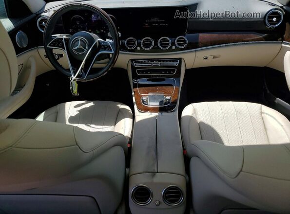 W1KZF5KB4MA908569 2021 MERCEDES-BENZ E Charcoal Vista del salpicadero