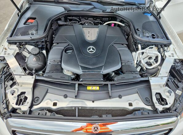 W1KZF6JB0LA806644 2020 MERCEDES-BENZ E Белый Вид задней части салона