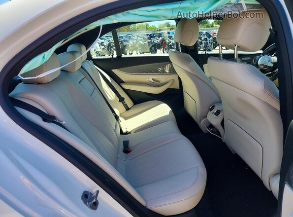 W1KZF8DB3PB164850 2023 MERCEDES-BENZ E White Widok tylnych siedzeń