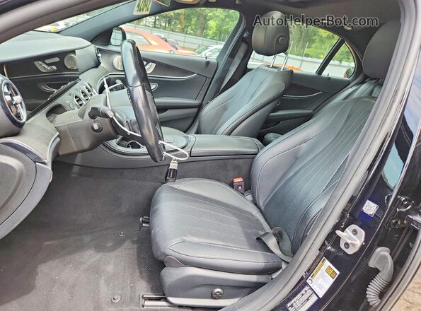 W1KZF8DB5PB184601 2023 MERCEDES-BENZ E Black Widok wnętrza z przodu