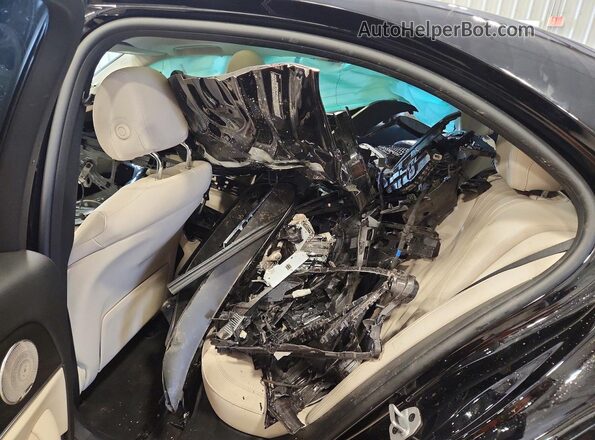 W1KZF8EB0PB150368 2023 MERCEDES-BENZ E Black Vista del compartimento del motor