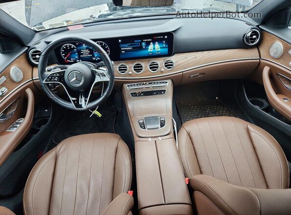 W1KZF8EB9MA933996 2021 MERCEDES-BENZ E Black Vista del salpicadero
