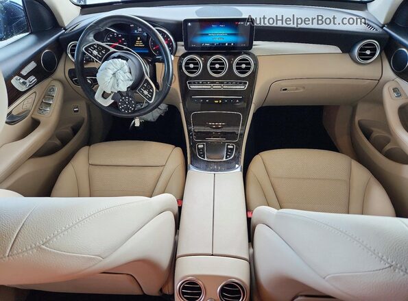 W1N0G8DB6MF938652 2021 MERCEDES-BENZ GLC-CLASS Синий Вид панели приборов