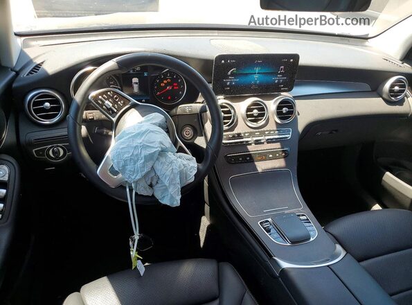 W1N0G8DB8MV324076 2021 MERCEDES-BENZ GLC-CLASS Black Dashboard view