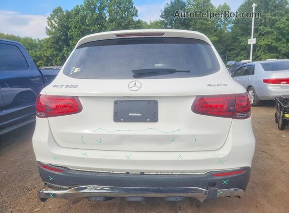 W1N0G8EB1MV276130 2021 MERCEDES-BENZ GLC-CLASS White Widok z tyłu