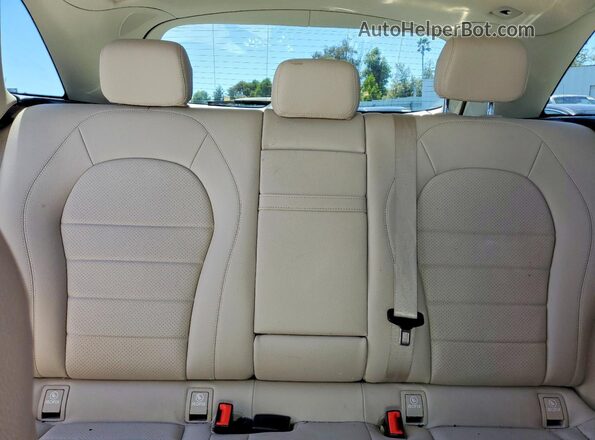 W1N0G8EBXMF888191 2021 MERCEDES-BENZ GLC-CLASS White Rear seats view