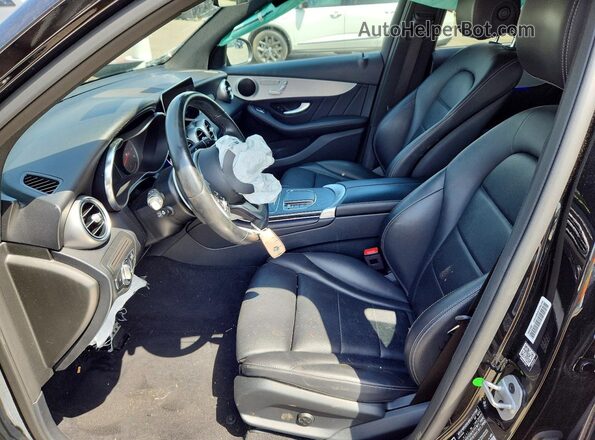 W1N0G8EBXNV335130 2022 MERCEDES-BENZ GLC-CLASS Черный Вид салона спереди