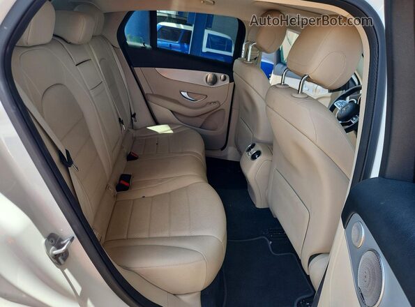 W1N0J8EB5MF906940 2021 MERCEDES-BENZ GLC-CLASS Белый Вид задней части салона