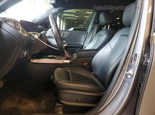 W1N4M4GB2MW164804 2021 MERCEDES-BENZ GLB-CLASS Gray Widok wnętrza z przodu