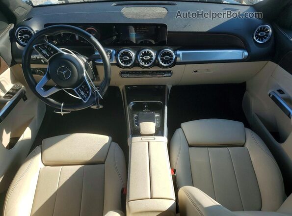 W1N4M4HB0MW110397 2021 MERCEDES-BENZ GLB-CLASS Silver Vista del salpicadero