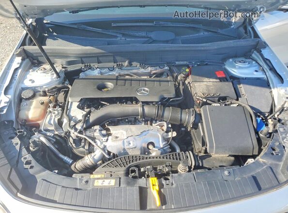 W1N4M4HB0MW110397 2021 MERCEDES-BENZ GLB-CLASS Silver Vista del compartimento del motor