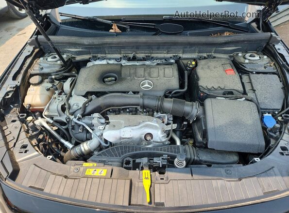 W1N4M4HB5PW321468 2023 MERCEDES-BENZ GLB-CLASS Black Engine compartment view
