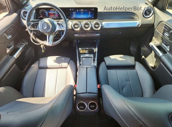 W1N4M4HBXRW354422 2024 MERCEDES-BENZ GLB-CLASS Black Widok deski rozdzielczej