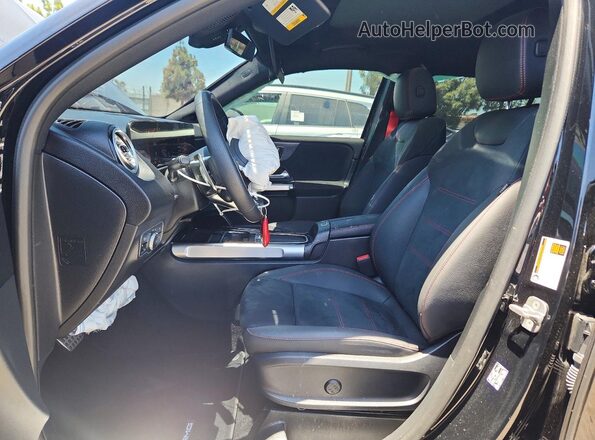 W1N4M5BBXSW389739 2025 MERCEDES-BENZ GLB-CLASS Black Vista interior delantera
