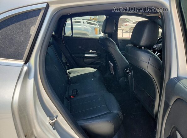 W1N4N4GB4MJ238346 2021 MERCEDES-BENZ GLA Серебряный Вид задней части салона
