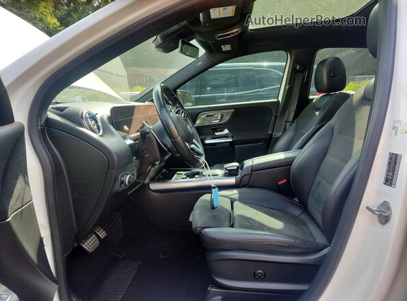 W1N4N4HB3MJ160902 2021 MERCEDES-BENZ GLA White Вид салону спереду