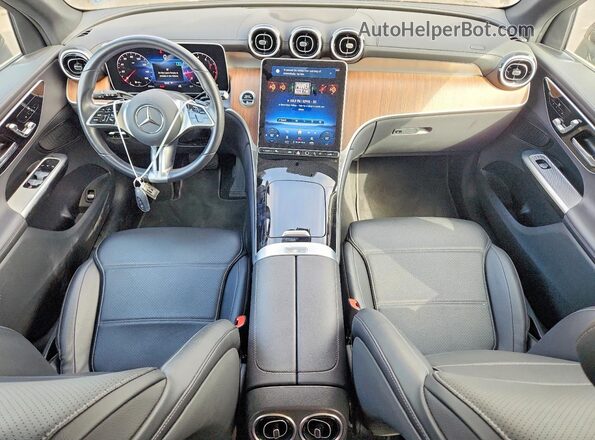W1NKM4HB3RF227700 2024 MERCEDES-BENZ GLC-CLASS Black Widok deski rozdzielczej