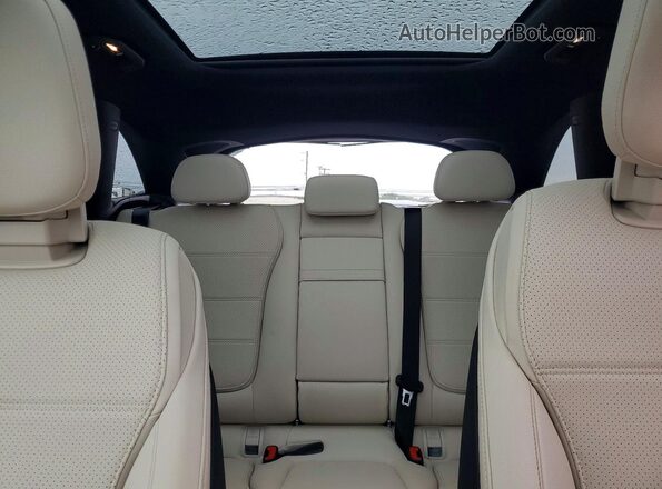 W1NKM4HB8TF484939 2026 MERCEDES-BENZ GLC-CLASS White Հետևի նստատեղերի տեսք