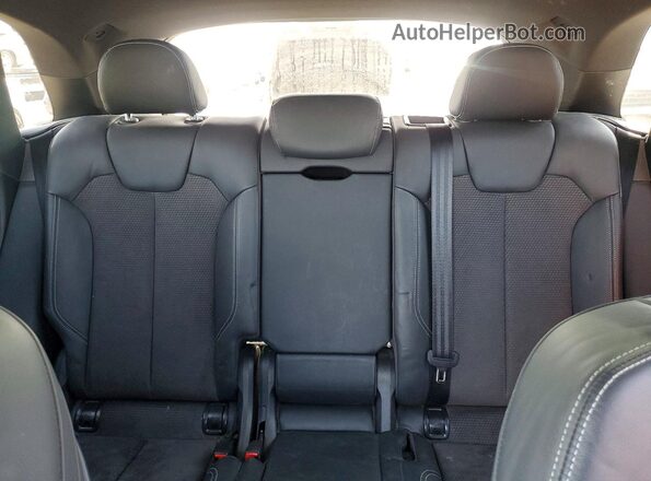 WA1A4AFY2J2174101 2018 AUDI SQ5 Gray Հետևի նստատեղերի տեսք