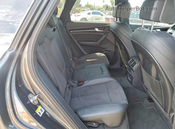 WA1A4AFY2J2174101 2018 AUDI SQ5 Gray Սալոնի հետևի տեսք