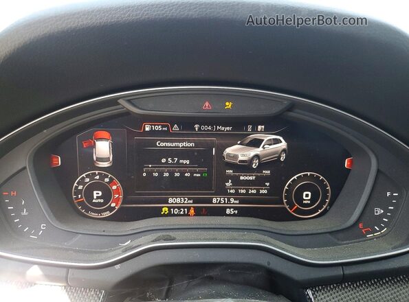 WA1A4AFY2J2174101 2018 AUDI SQ5 Gray Սարքավորումների վահանակի տեսք