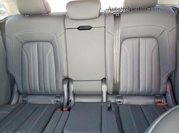 WA1AAAFY0M2023755 2021 AUDI Q5 White Вид задніх сидінь