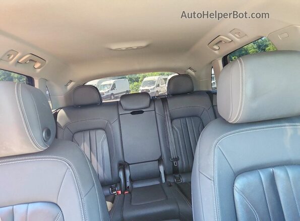 WA1AAAFY2M2004155 2021 AUDI Q5 Black Vista de los asientos traseros