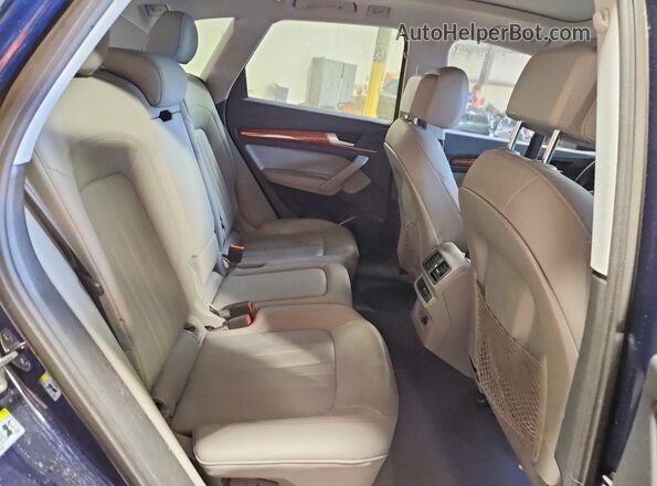 WA1AAAFY6M2010198 2021 AUDI Q5 Blue Vista interior trasera