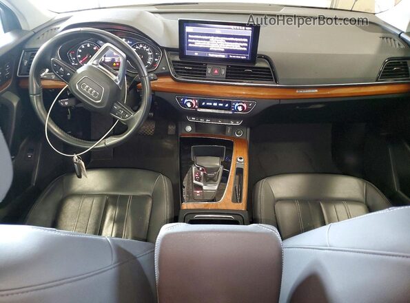 WA1AAAFY7M2013384 2021 AUDI Q5 Silver Widok deski rozdzielczej