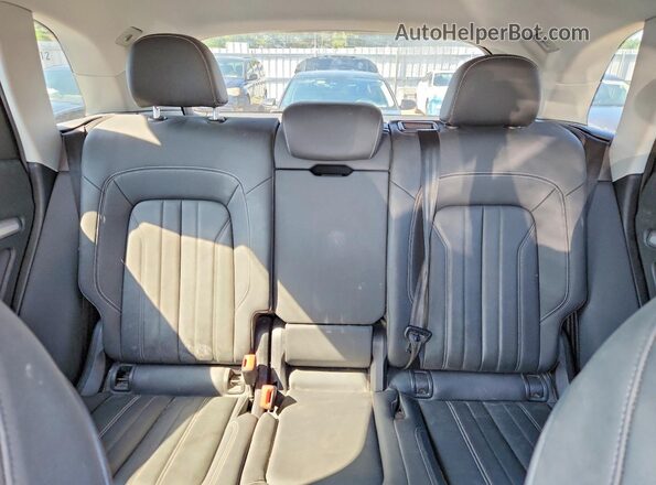 WA1AAAFY7S2008621 2025 AUDI Q5 Белый Вид задних сидений