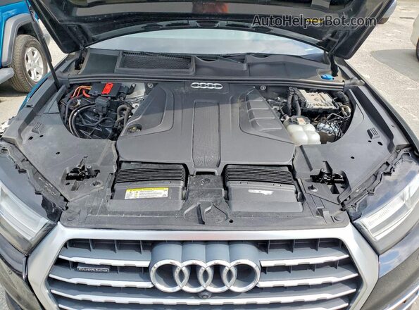 WA1AHAF74KD045052 2019 AUDI Q7 Black Engine compartment view