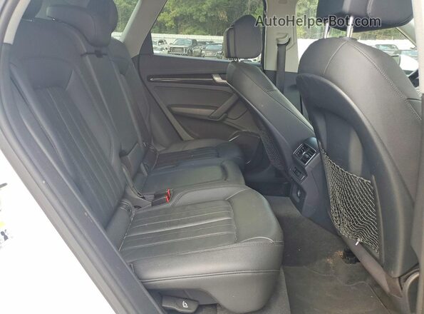 WA1ANAFY3J2186836 2018 AUDI Q5 White Vista interior trasera