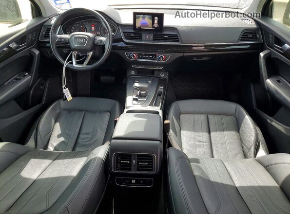 WA1ANAFYXK2034702 2019 AUDI Q5 Green Dashboard view