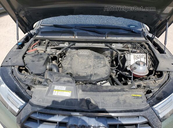 WA1ANAFYXK2034702 2019 AUDI Q5 Green Engine compartment view