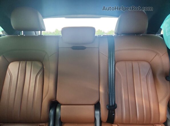 WA1BAAFY1M2137140 2021 AUDI Q5 Черный Вид задних сидений