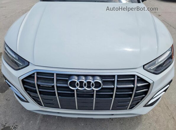 WA1BAAFY3M2091620 2021 AUDI Q5 White Widok komory silnika