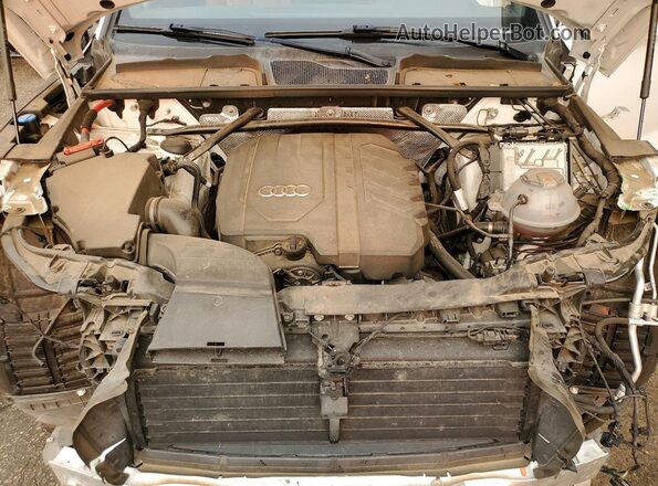 WA1BAAFY8M2070004 2021 AUDI Q5 White Widok komory silnika