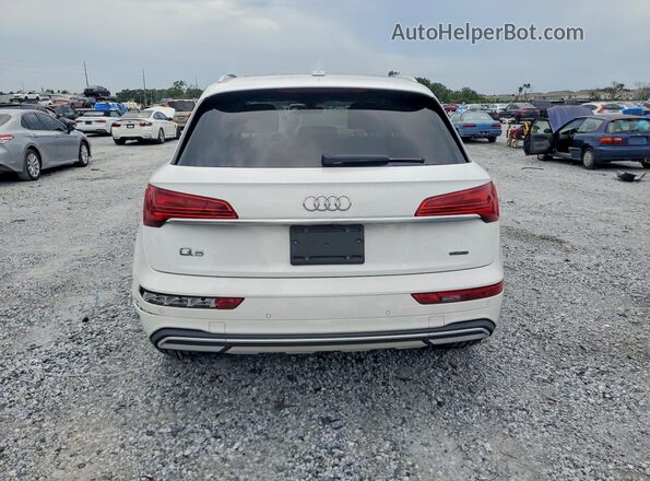 WA1BAAFYXM2130641 2021 AUDI Q5 Белый Вид сзади