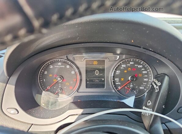 WA1BCCFS5HR016335 2017 AUDI Q3 White Instrument cluster view