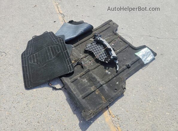 WA1BCCFS5HR016335 2017 AUDI Q3 White Engine compartment view