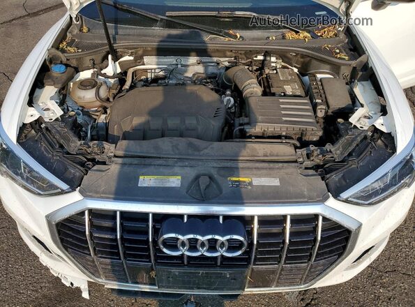 WA1BECF30L1107149 2020 AUDI Q3 White Вид задньої частини салону