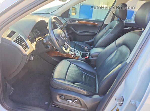 WA1C2AFP4GA151424 2016 AUDI Q5 Белый Вид салона спереди