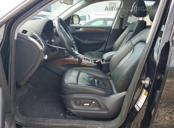 WA1C2AFP8HA006694 2017 AUDI Q5 Черный Вид салона спереди