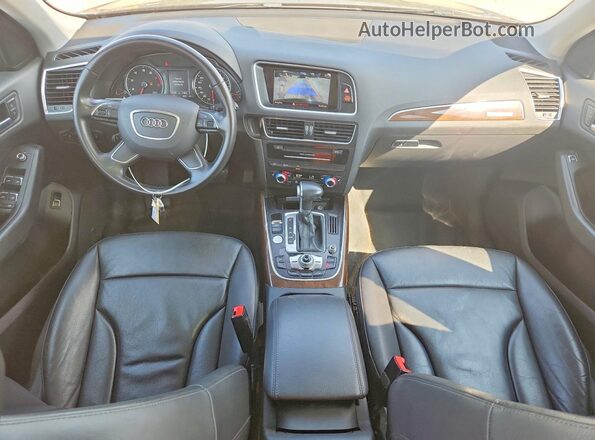 WA1C2AFP8HA092735 2017 AUDI Q5 Black Dashboard view