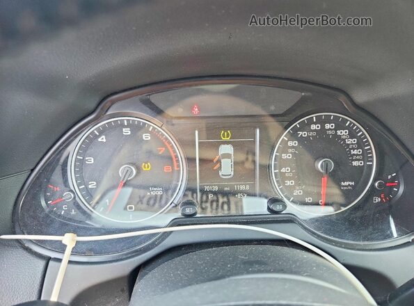 WA1C2AFP8HA092735 2017 AUDI Q5 Black Instrument cluster view