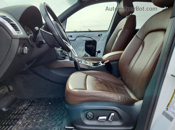WA1D7AFP1GA064599 2016 AUDI Q5 White Вид салону спереду