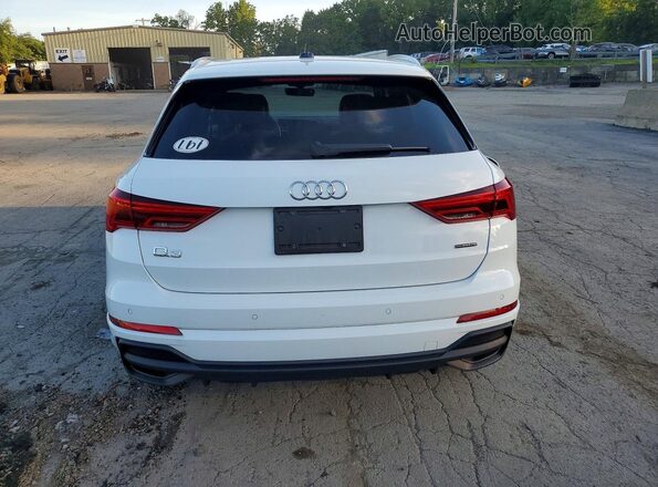 WA1DECF30R1088622 2024 AUDI Q3 White Հետևի տեսք