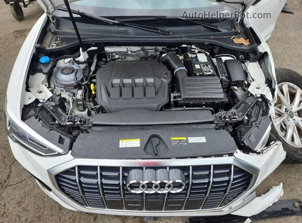 WA1DECF30S1104551 2025 AUDI Q3 White ძრავის განყოფილების ხედი