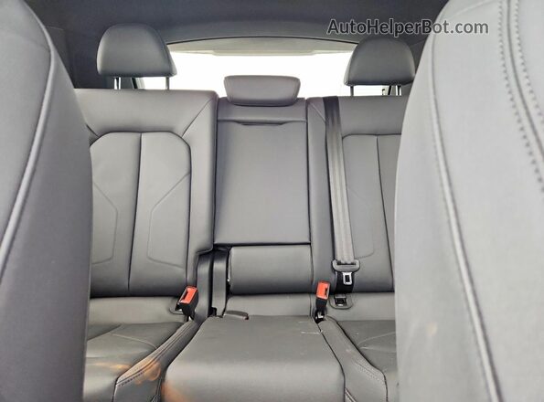 WA1DECF30S1104551 2025 AUDI Q3 White უკანა სავარძლების ხედი